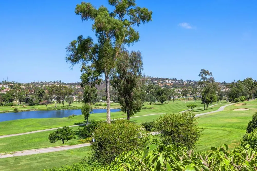 2348 La Costa Avenue #216 Carlsbad, CA 92009