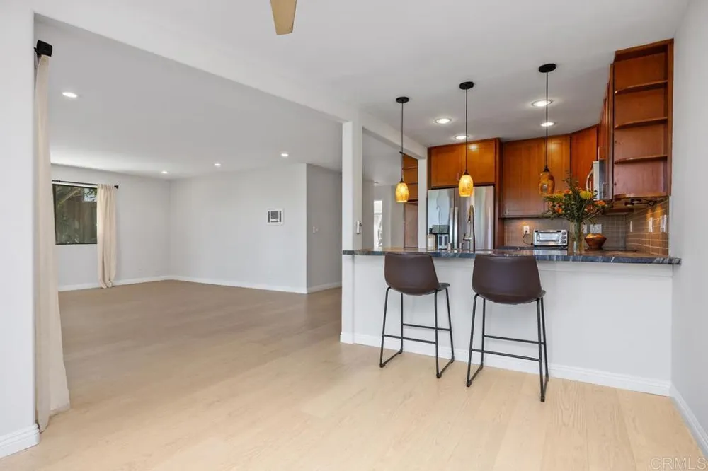 2348 La Costa Avenue #216 Carlsbad, CA 92009