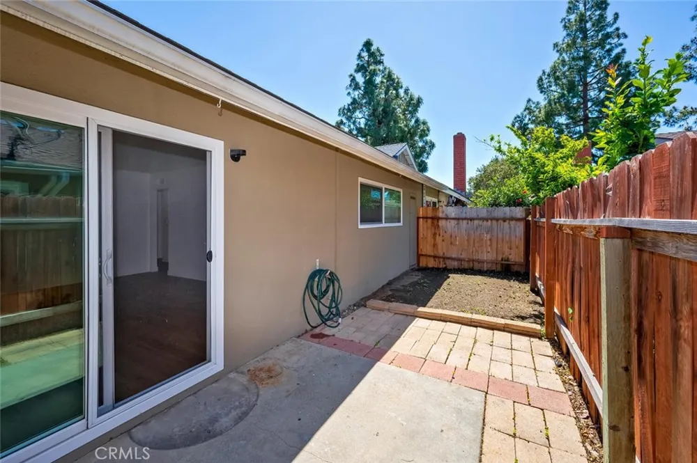 2613 W Aurora #2 Santa Ana, CA 92704