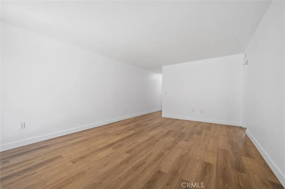 2613 W Aurora #2 Santa Ana, CA 92704