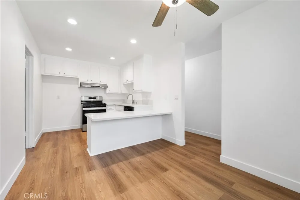 2613 W Aurora #2 Santa Ana, CA 92704