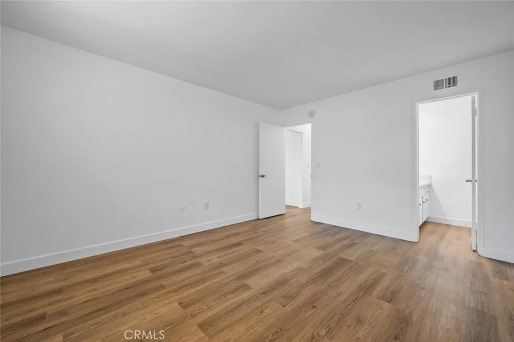 2613 W Aurora #2 Santa Ana, CA 92704