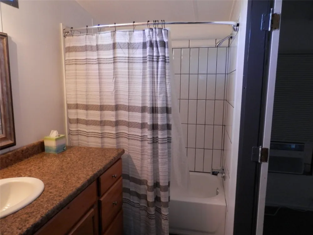 800 29th Street Dickinson, TX 77539