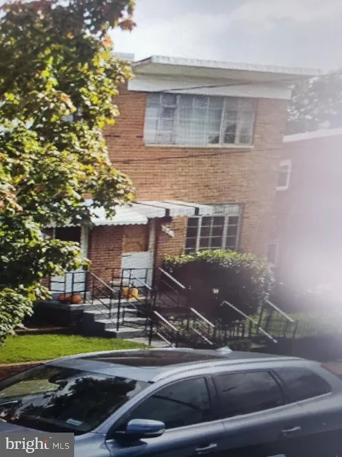 67 TUCKERMAN STREET NW