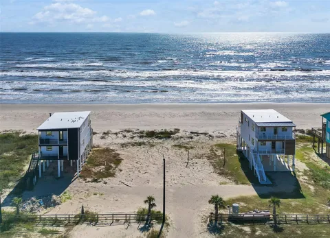 10602 Blue Water Highway