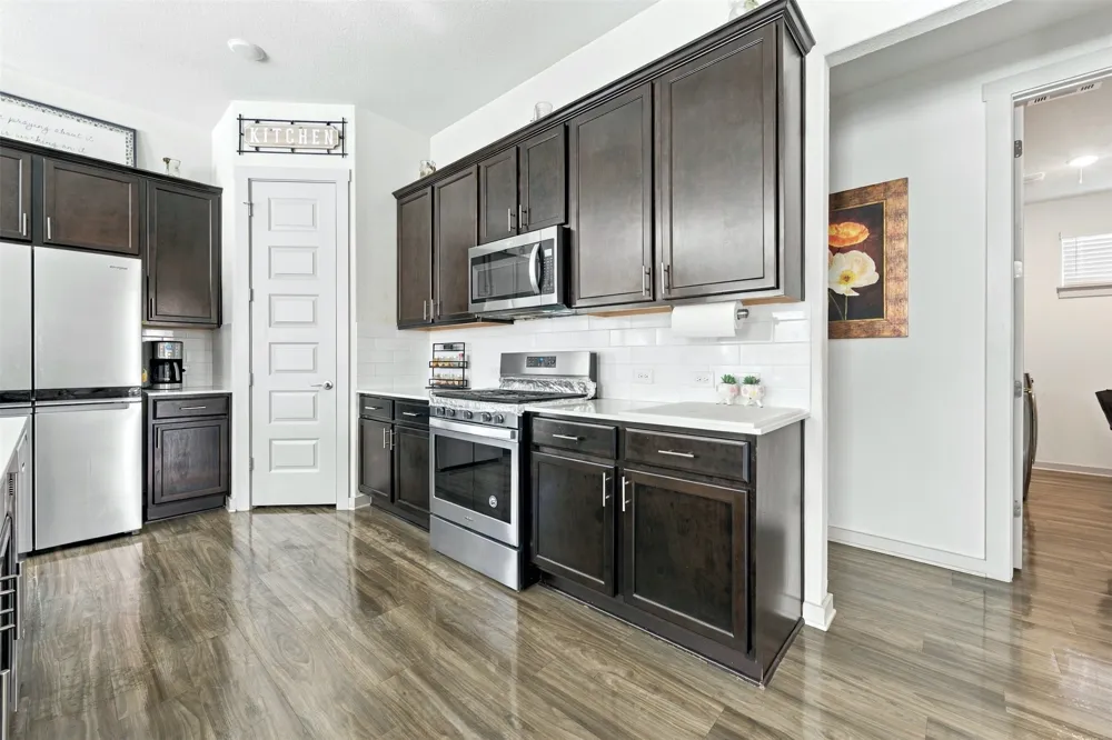 2405 Gabriels Horn Road Leander, TX 78641