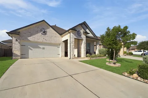 2405 Gabriels Horn Road