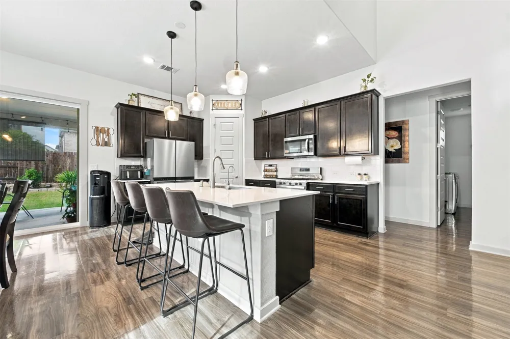 2405 Gabriels Horn Road Leander, TX 78641