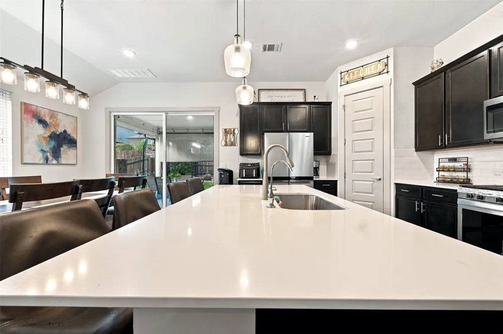 2405 Gabriels Horn Road Leander, TX 78641