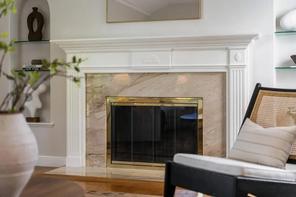 210 Avila Road San Mateo, CA 94402