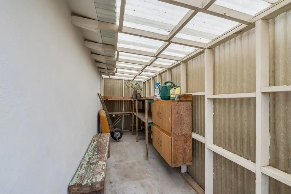 210 Avila Road San Mateo, CA 94402