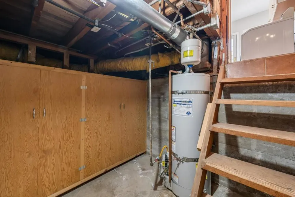 210 Avila Road San Mateo, CA 94402
