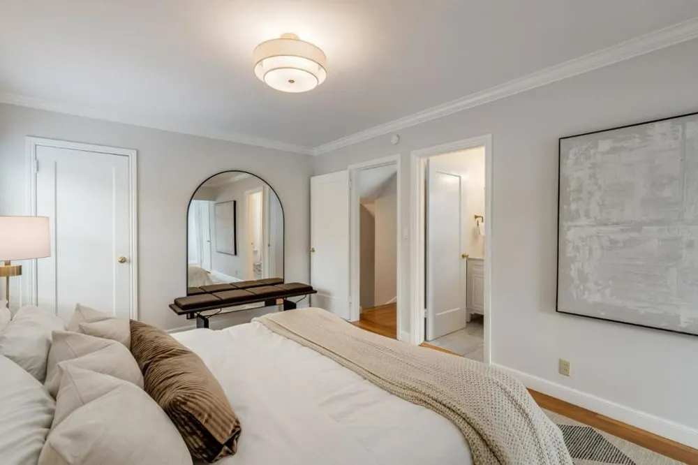 210 Avila Road San Mateo, CA 94402