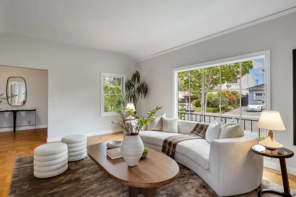 210 Avila Road San Mateo, CA 94402