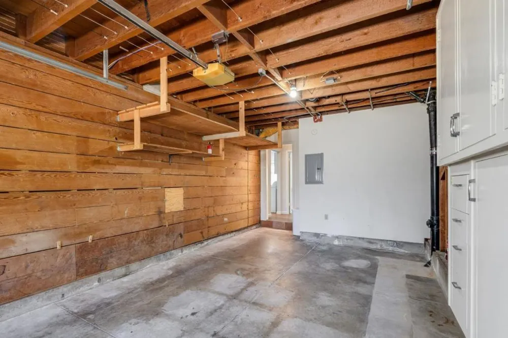 210 Avila Road San Mateo, CA 94402