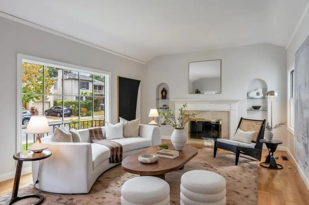 210 Avila Road San Mateo, CA 94402