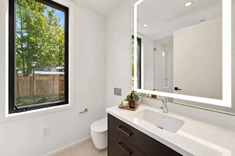 1101 May Brown Avenue Menlo Park, CA 94025