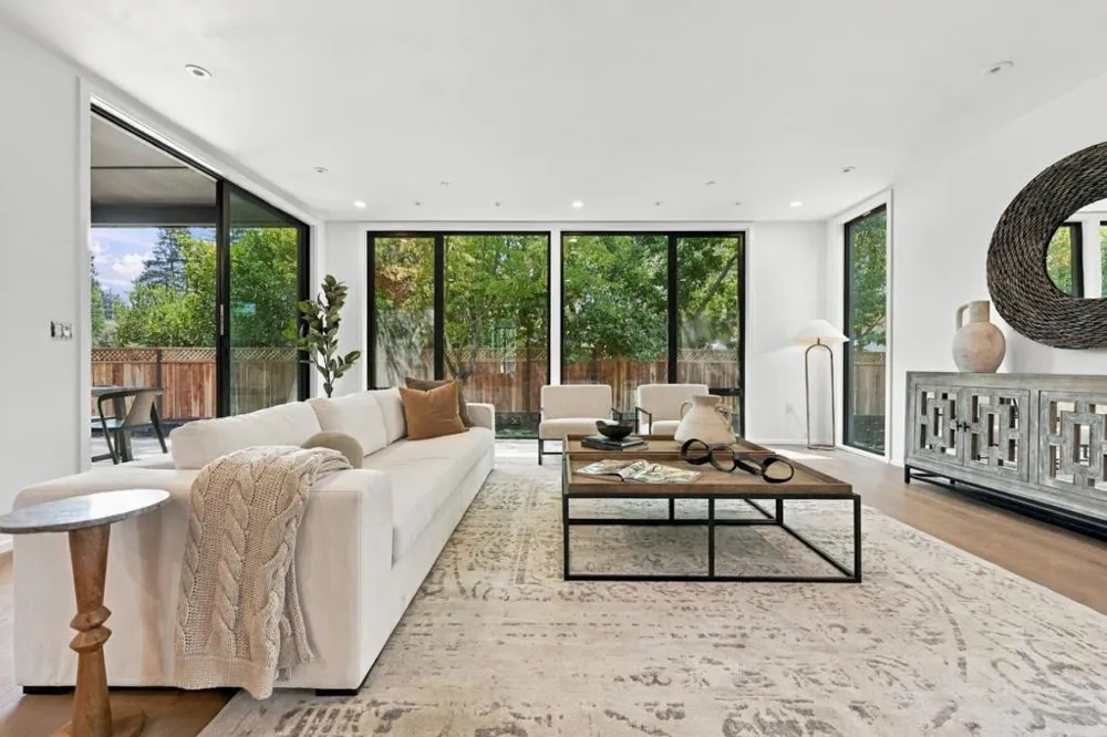 1101 May Brown Avenue Menlo Park, CA 94025