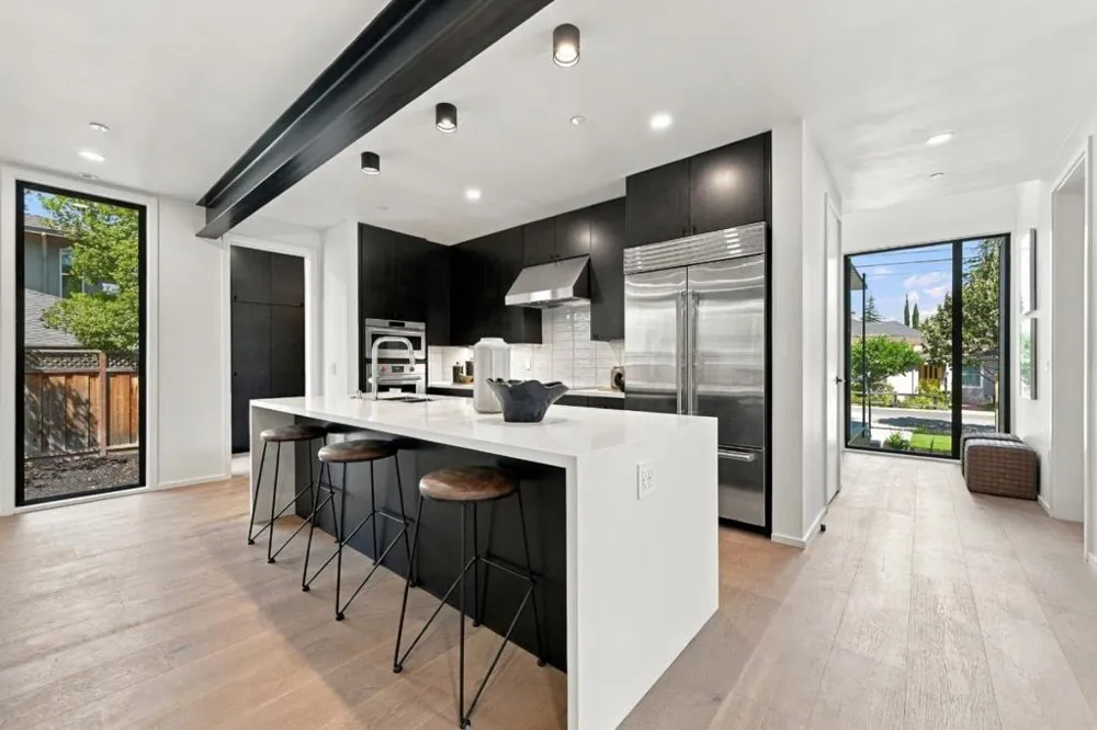 1101 May Brown Avenue Menlo Park, CA 94025