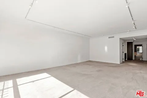 1210 Kings Road #104