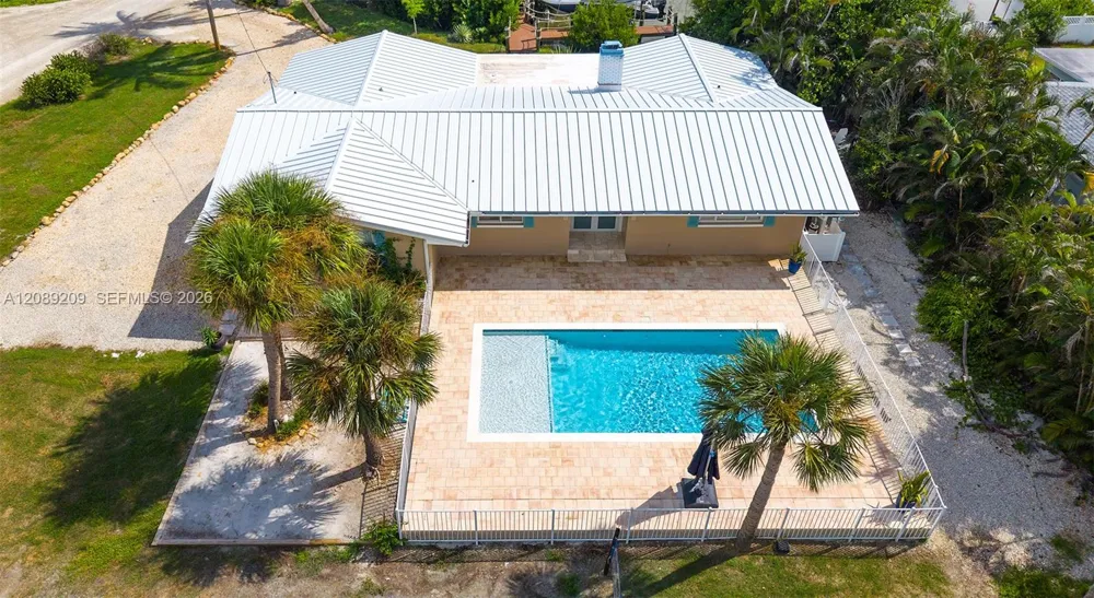 5885 Pine Tree Other City - In The State Of Florida, FL 33957