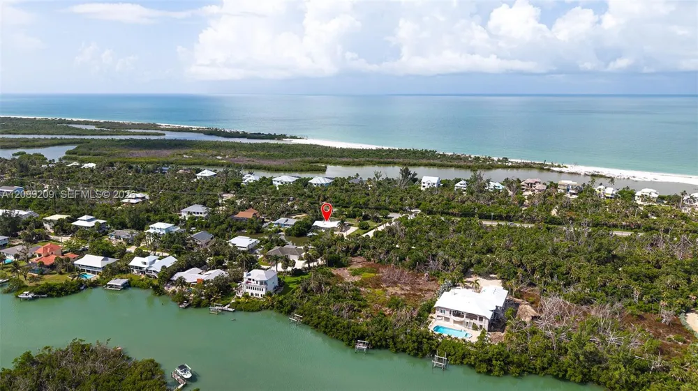 5885 Pine Tree Other City - In The State Of Florida, FL 33957