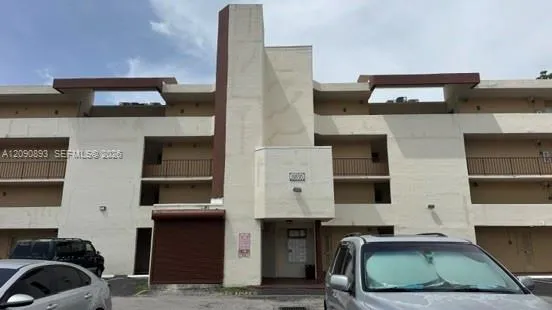 8850 Fontainebleau Blvd #203 Miami, FL 33172