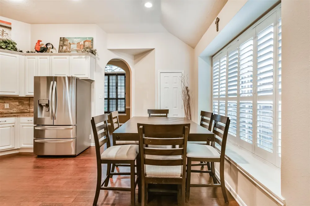 1122 Sussex Trail Pearland, TX 77584