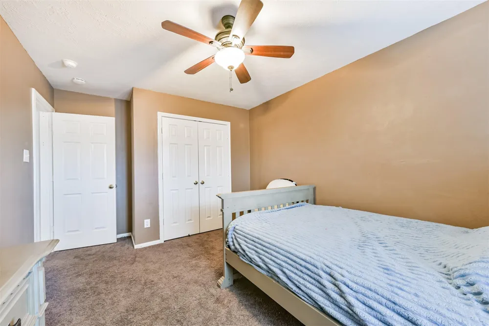 1122 Sussex Trail Pearland, TX 77584