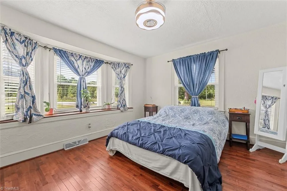 5874 Tom Hill Road Archdale, NC 27263