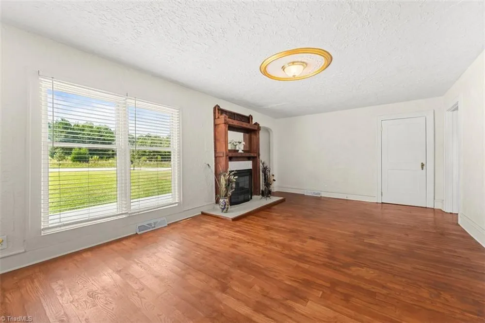 5874 Tom Hill Road Archdale, NC 27263