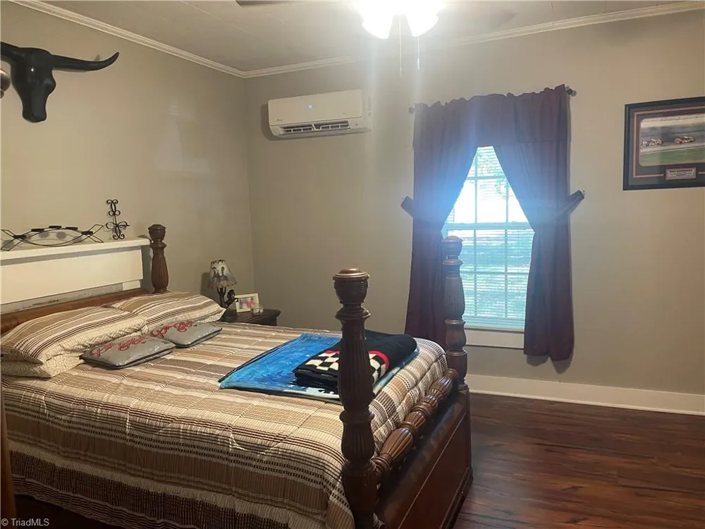 1443 Delaware Avenue Eden, NC 27288