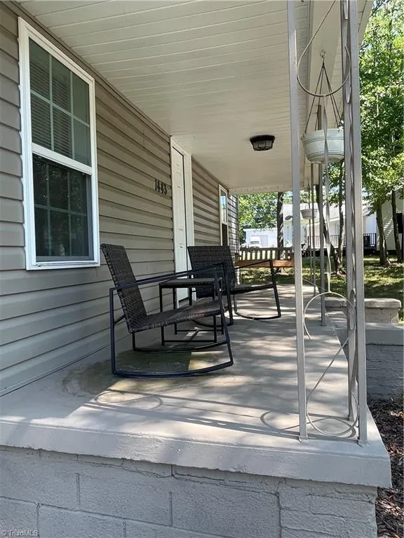 1443 Delaware Avenue Eden, NC 27288