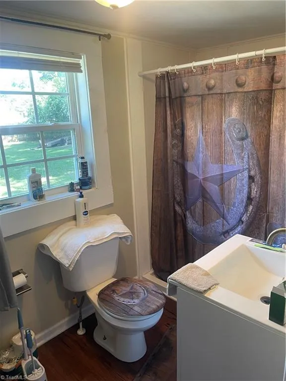 1443 Delaware Avenue Eden, NC 27288