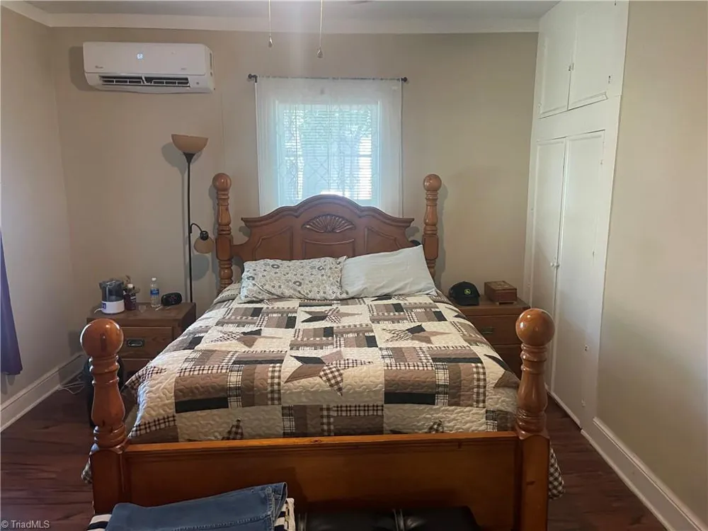 1443 Delaware Avenue Eden, NC 27288