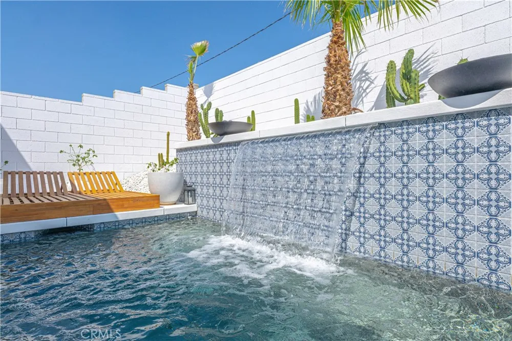 264 Mustang Palm Springs, CA 92262