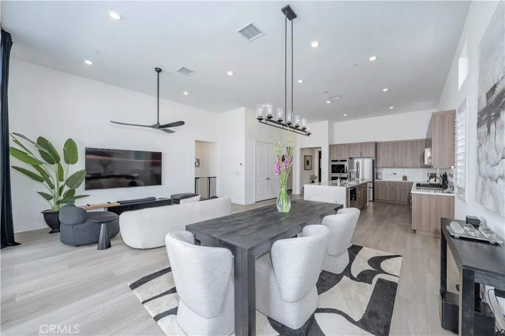 264 Mustang Palm Springs, CA 92262