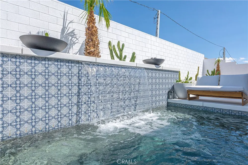 264 Mustang Palm Springs, CA 92262