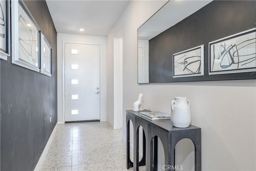 264 Mustang Palm Springs, CA 92262