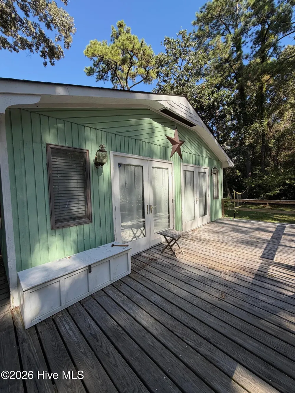 113 Forest Avenue Manteo, NC 27954