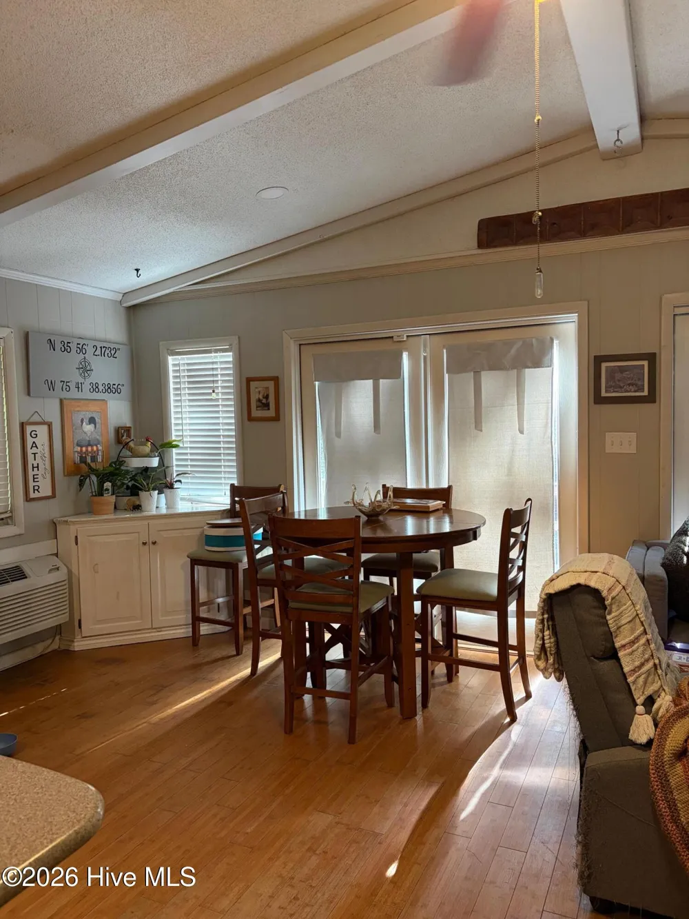 113 Forest Avenue Manteo, NC 27954