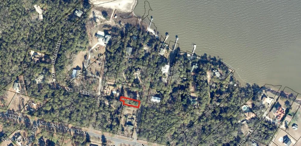 113 Forest Avenue Manteo, NC 27954