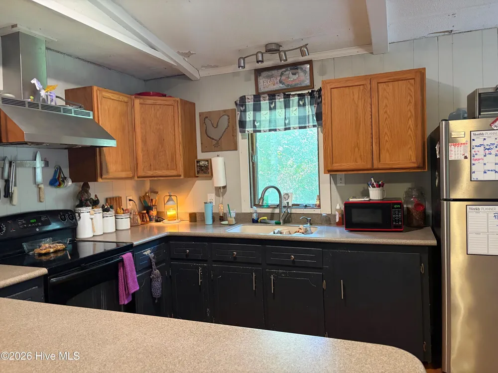 113 Forest Avenue Manteo, NC 27954