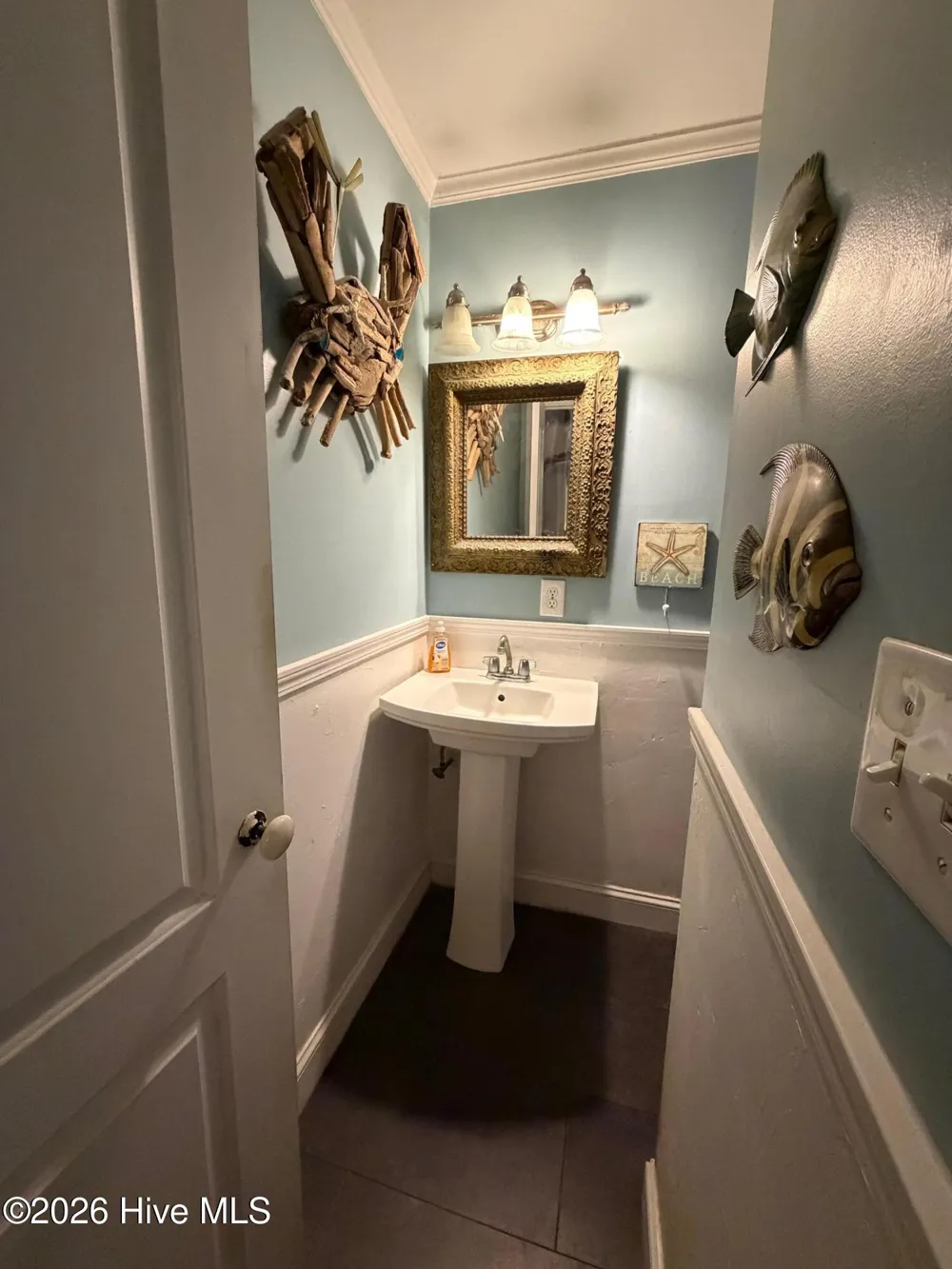 113 Forest Avenue Manteo, NC 27954