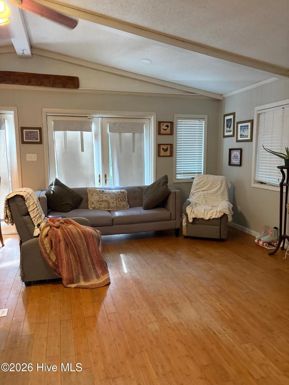 113 Forest Avenue Manteo, NC 27954