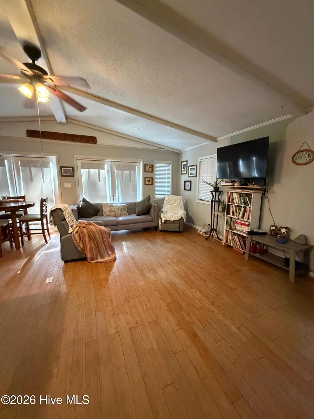 113 Forest Avenue Manteo, NC 27954