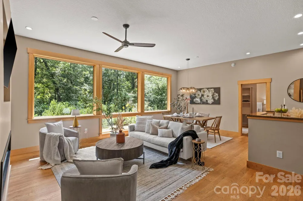 36 Ravenwood Drive Fletcher, NC 28732