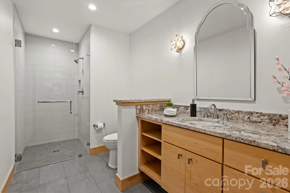 36 Ravenwood Drive Fletcher, NC 28732
