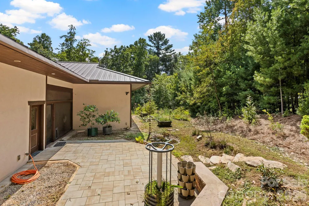 36 Ravenwood Drive Fletcher, NC 28732