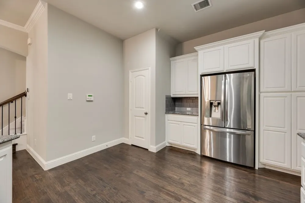 853 Whitehall Drive Richardson, TX 75081